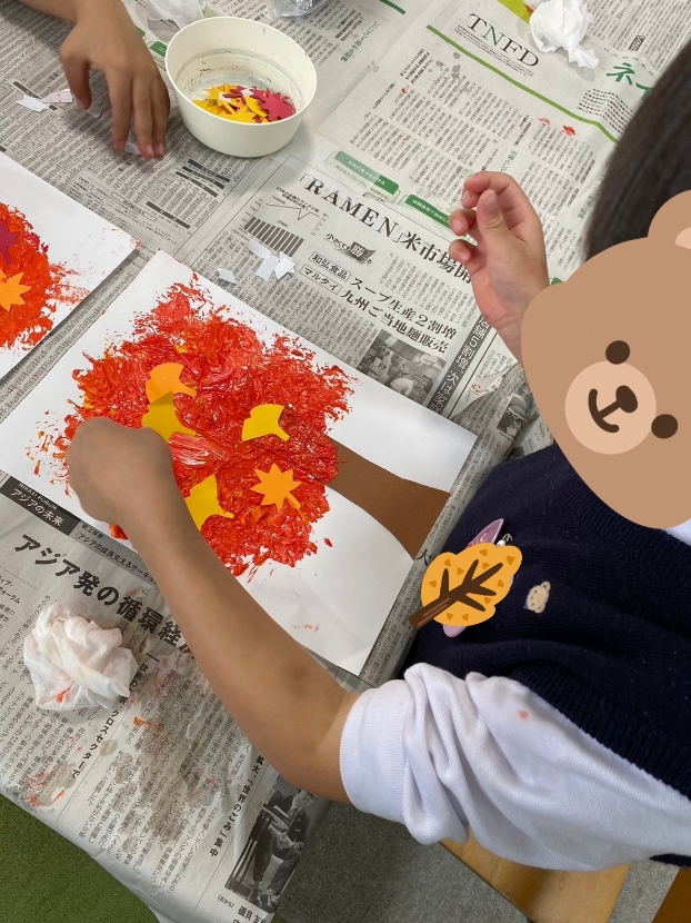 【北堀江】児童発達支援　秋の木制作🍂