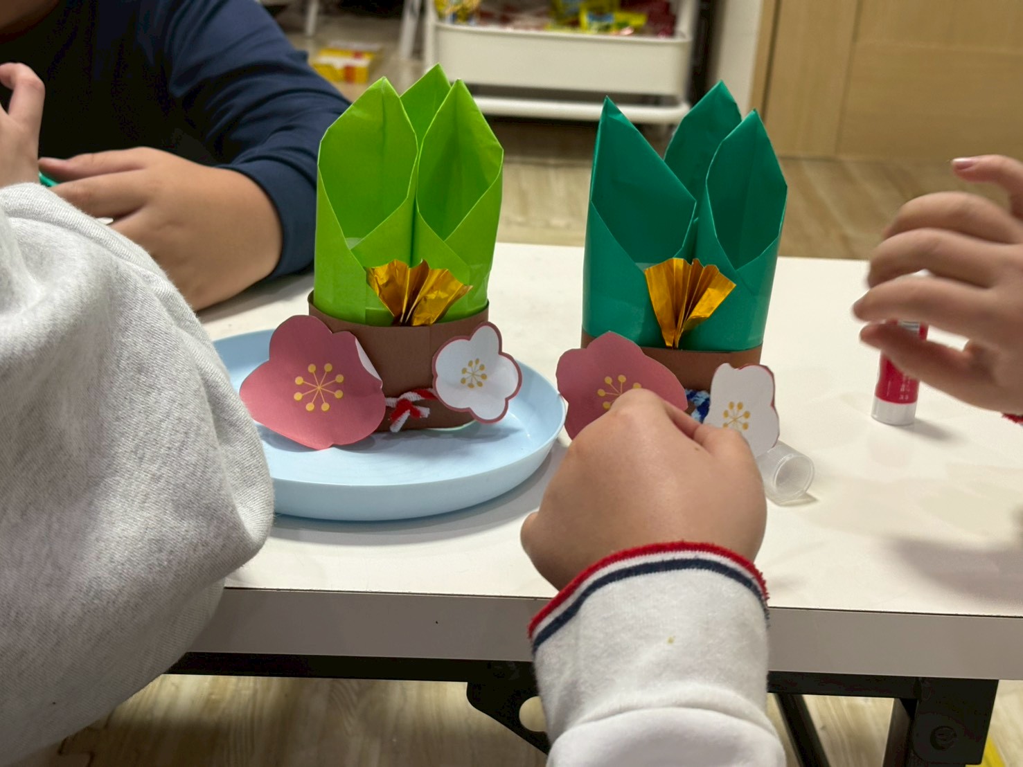 【北堀江】放デイ📖公文　門松🎍制作