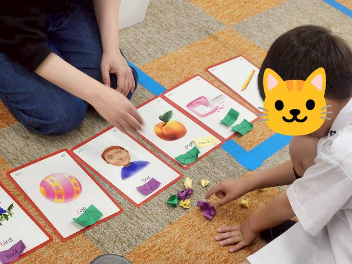 【南堀江】　放デイ　英語　音と文字のつながりを知ろう