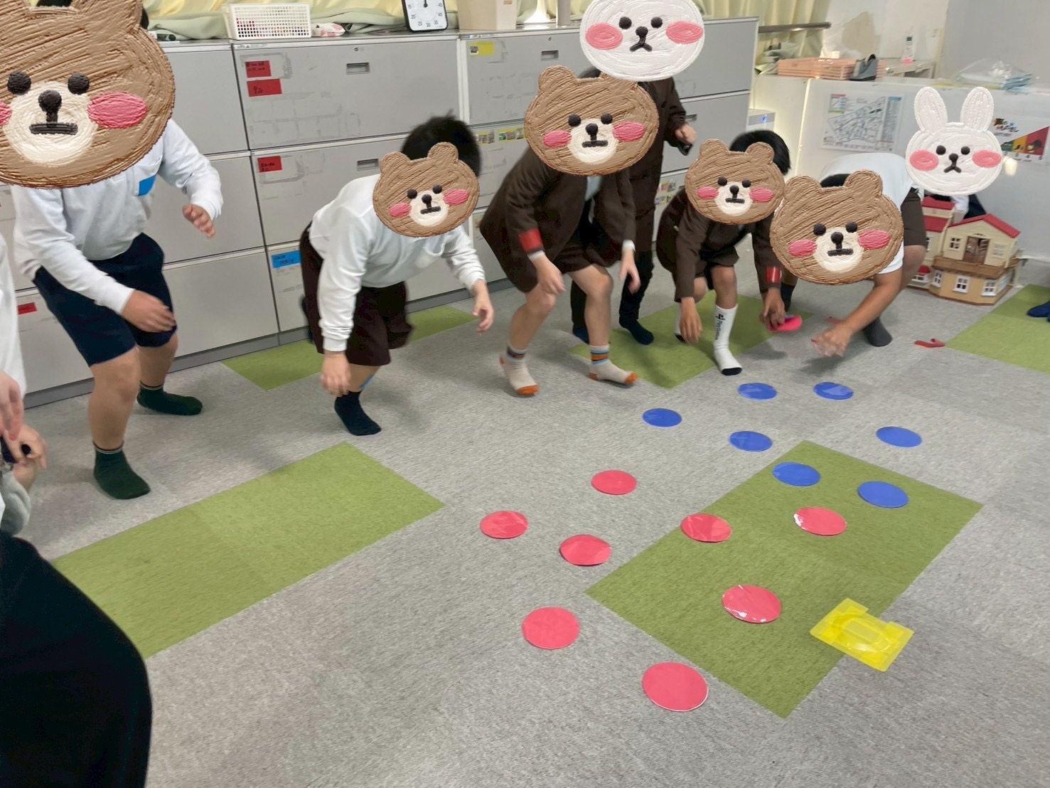 【北堀江】放デイ：公文📖赤青ゲーム🔴🔵