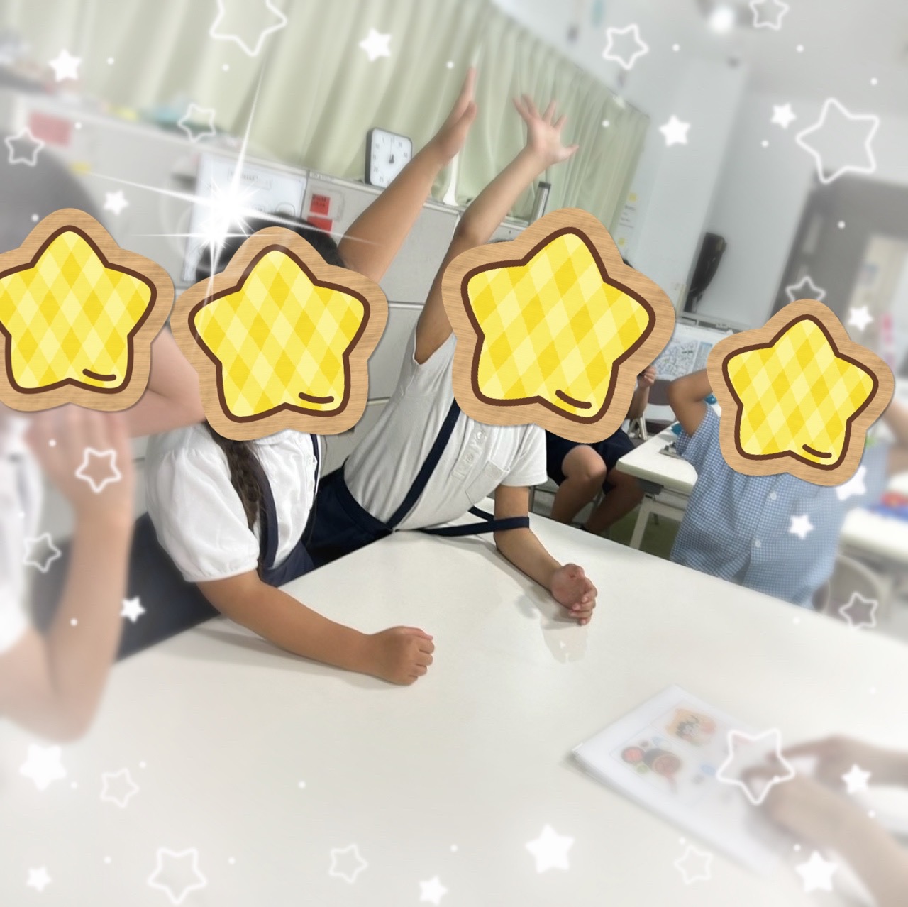 【北堀江】放デイ：公文📖　どっちを選ぶ？？🔍